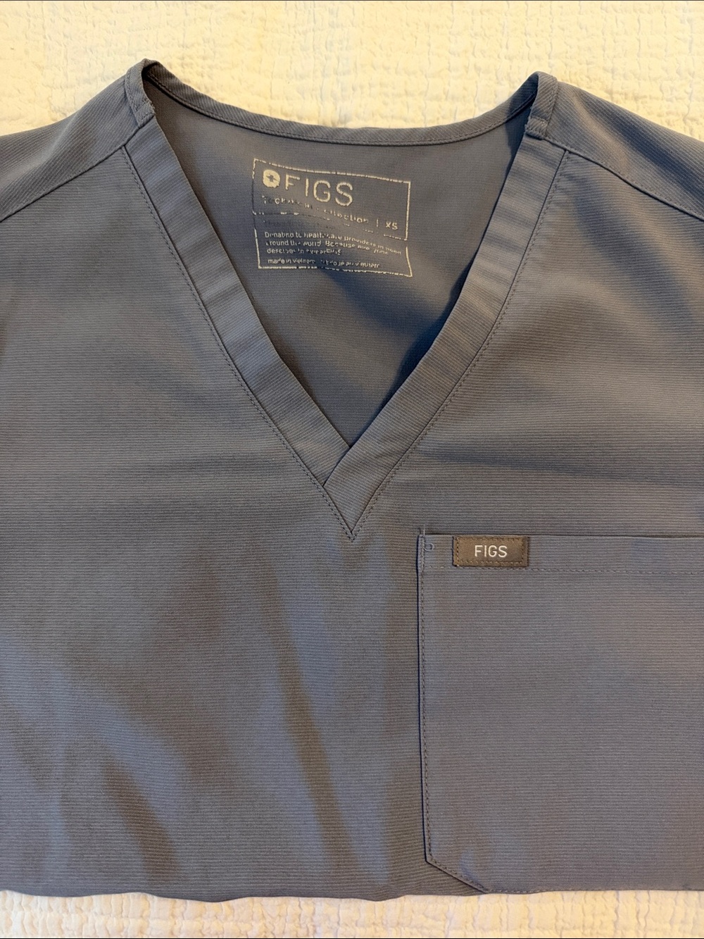 FIGS Catarina Scrub small Top and Small Petite Zamora Jogger Vapor Blue